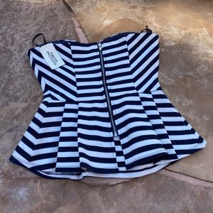 NEW w/tags cute navy & white striped Forever 21 summer knit tube/top size small